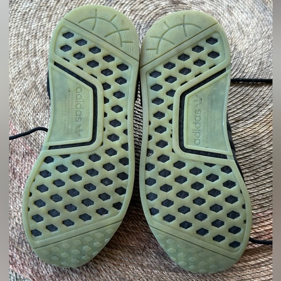 ADIDAS ADULT 6.5 sneakers 3 strips, black, - Picture 5 of 7